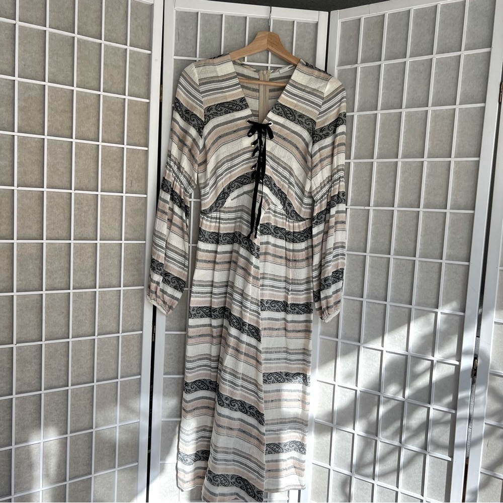 Uterque knit stripe midi dress size small neutrals